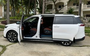 Cho Thuê Xe Tự Lái KIA Carnival - Công Ty Dịch Vụ Du Lịch Hòa Travel - Đà Nẵng
